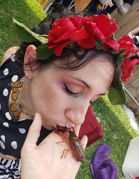 katcalico actrice sexy images