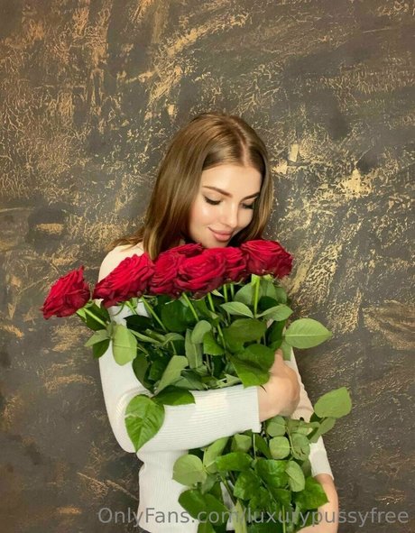 luxurypussyfree actrice artistique image