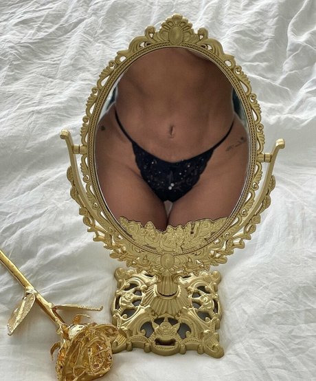 dollycastro étoile gratuite img