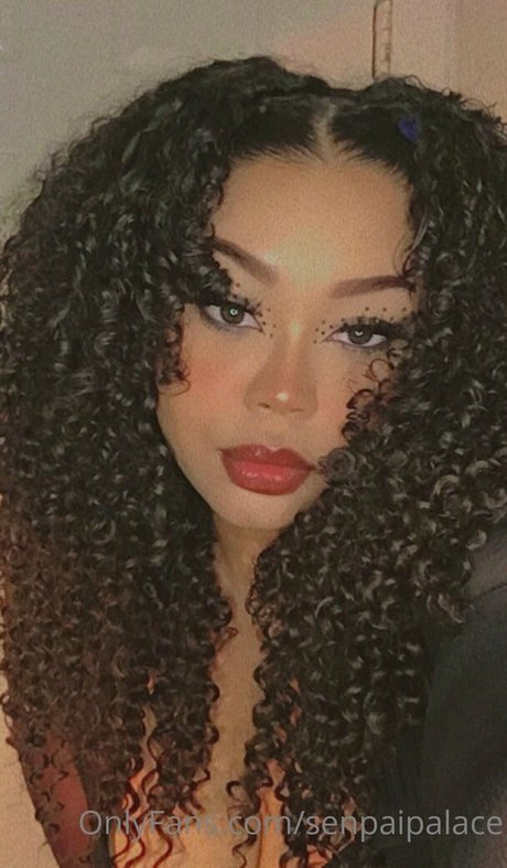 senpaipalace étoile nue images