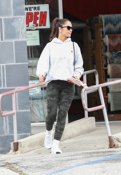 Minka Kelly Fotoaufnahmen