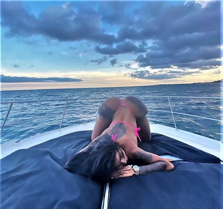 Karen Havary art star du porno img