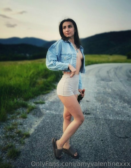 amyvalentinexxx beau modèle img