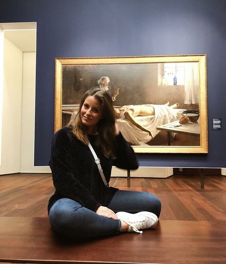 Zhanet Filipova modèle nu photo