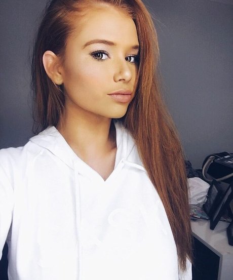 Alyssa Randall modèles nus galerie