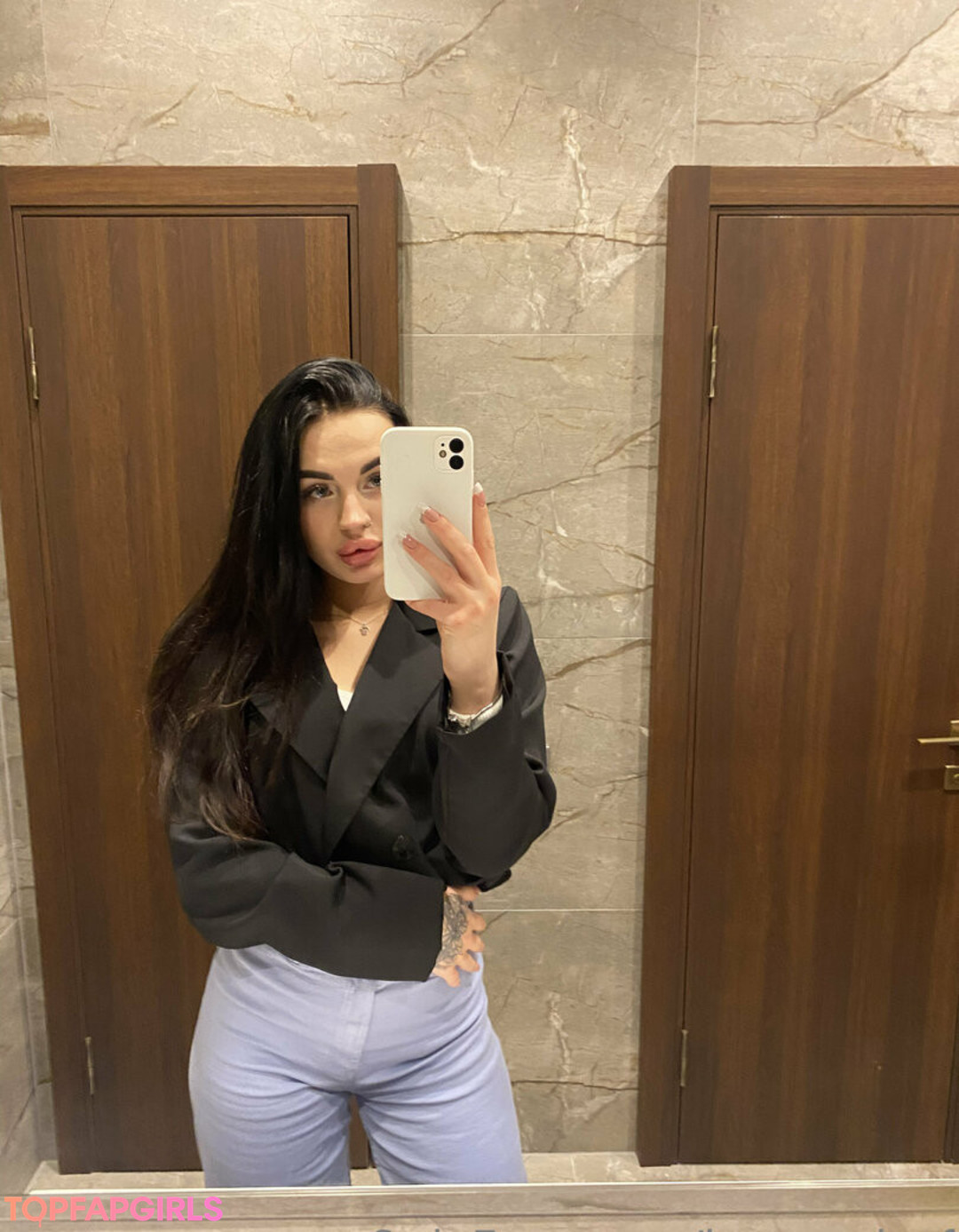 honeypie f modèle adulte images