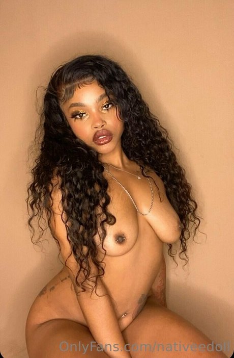 playgirl native étoile érotique collection