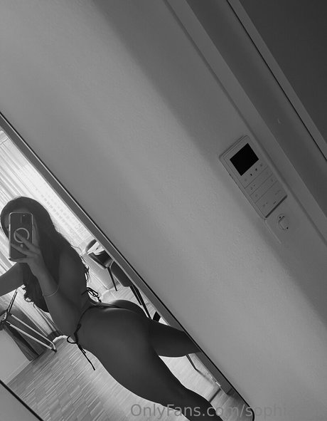 lilloi star du porno chaude img