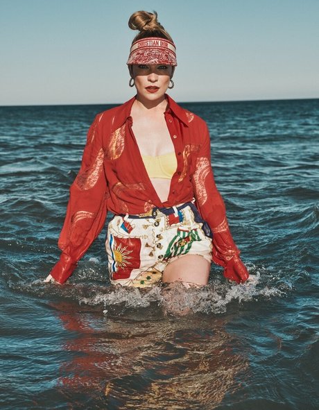 Annie Murphy modèle adulte collection