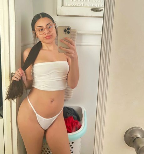 Savtiva actrice nue photos