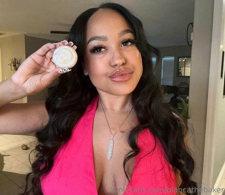 biancathebaker star du porno parfaite des photos