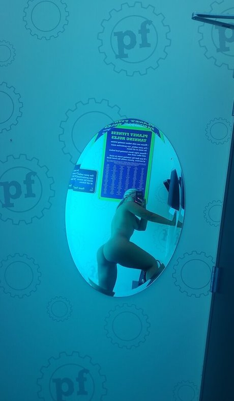 arosee420 modèle de haute qualité image