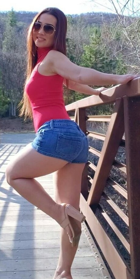 Kat Vang actrice nue photos