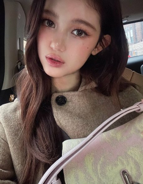 Danielle Marsh jolie star du porno img