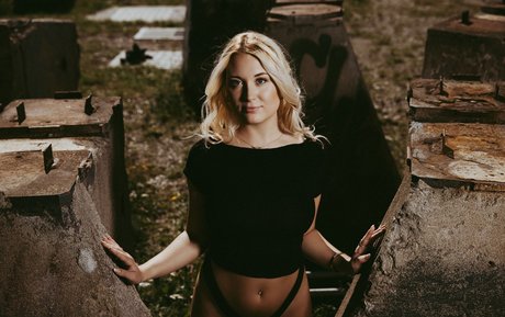 Lasse Lagoni modèle artistique image