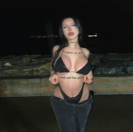 yeahmur modèle adulte image