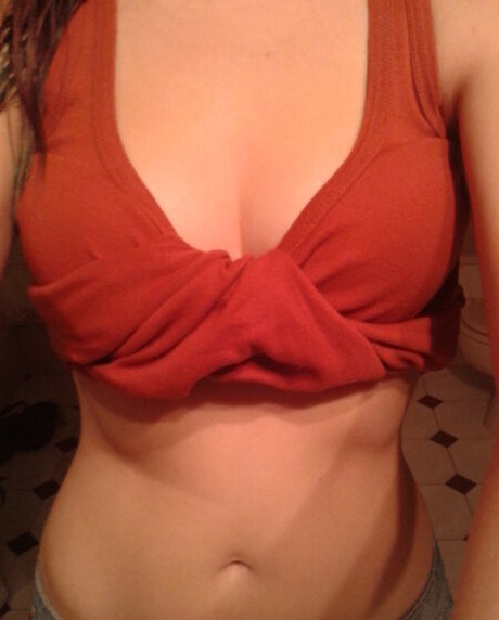 Kysu actrice érotique galeries