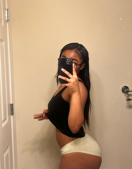 Kayyoniii star du porno sympa images