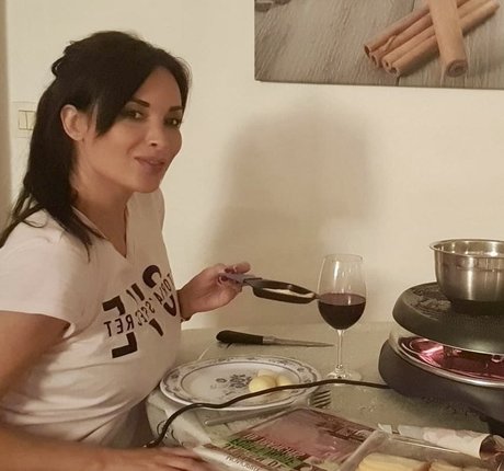 Anissakate actrice de nus photo