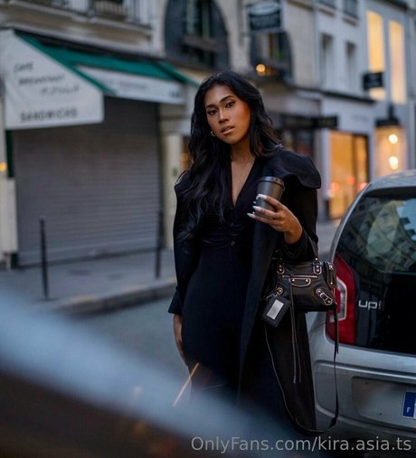 kira asia ts actrice porno collection
