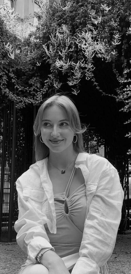 lil mia actrice xxx galeries