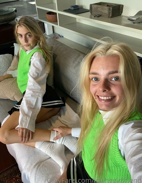 blonde stepsisters 18yo actrice hd img