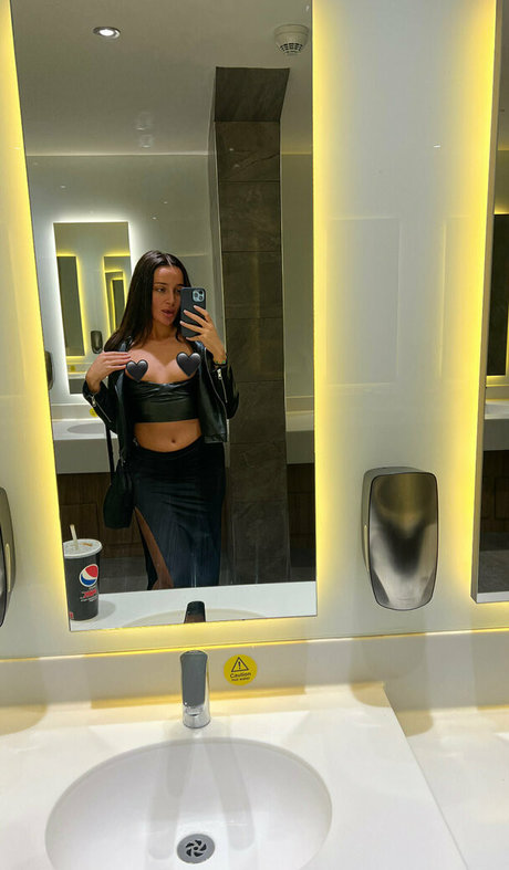 irishallure modèle nu img