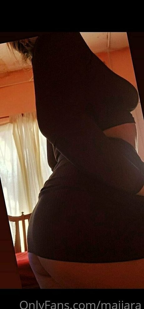 pawg rousse uniquementfans assez nue photo