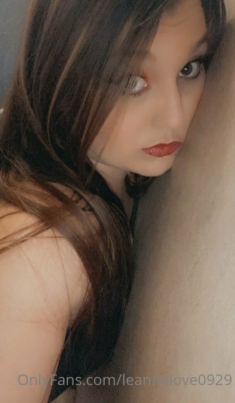 leannelove1992 modèle de sexe archive