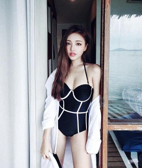 Lovelynnboo actrice chaude photos