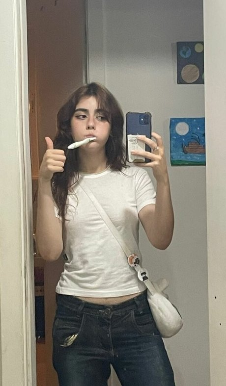 Isabella Angelina joli modèle galerie