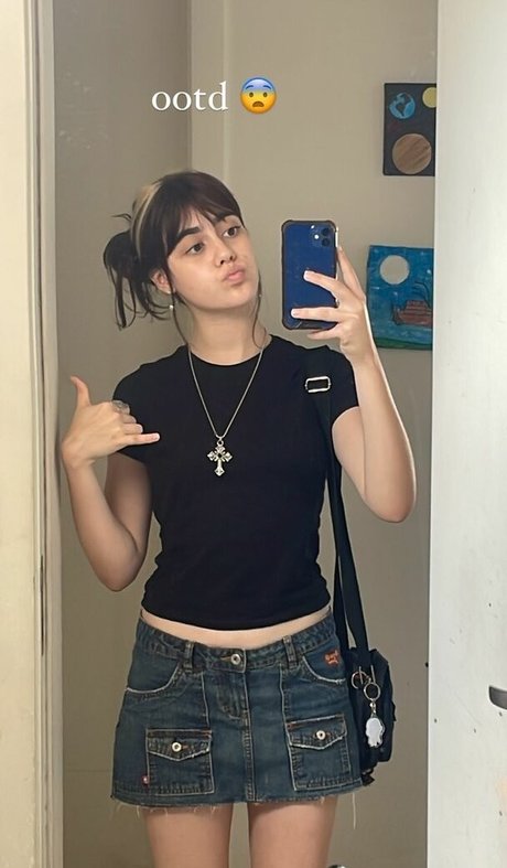 Isabella Angelina star du porno nue photos