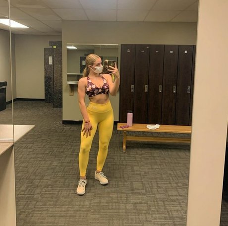 Alysia Kelley étoile adulte images