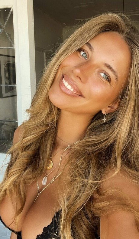 pia__kim meilleure star du porno image