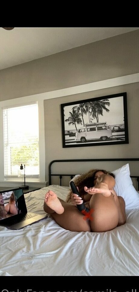 Camila Elle modèles nus archive