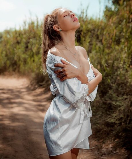 Kristina Shvartzman actrice libre galeries