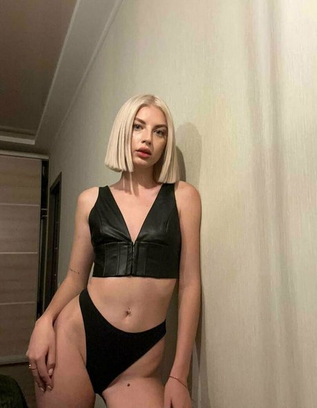 candyblondbaby star du porno sexy photos