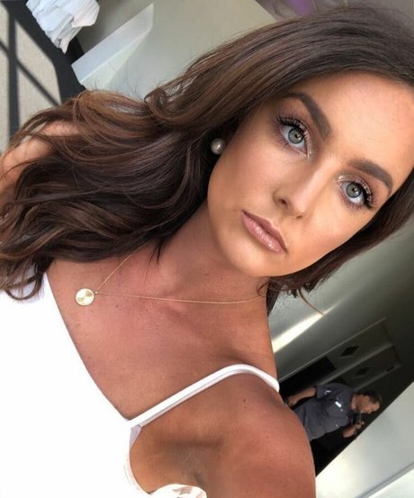 Allie Rosadino nus star du porno image