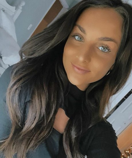 Allie Rosadino jolie actrice img