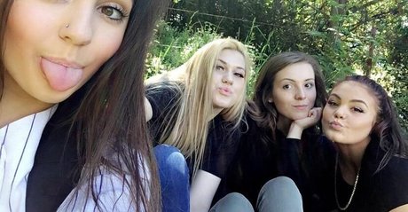 Brenna Winters étoile chaude galerie