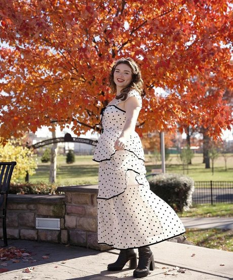 Alondra Larson star du porno hd photos