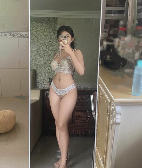 Juu Lynn haut étoile images