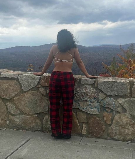 Holly Hennessy étoile exclusive photo