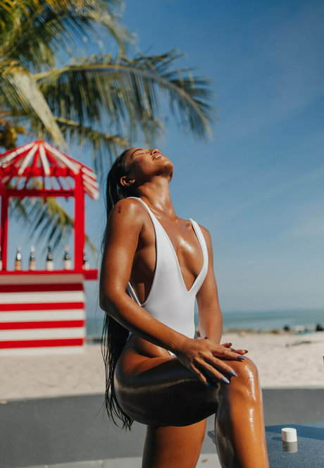 maiplaytime modèle de sexe image