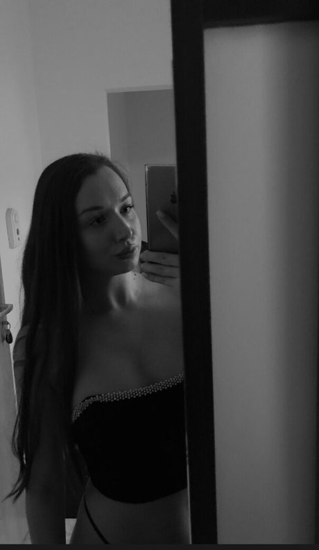 claudiroxa modèle magnifique image