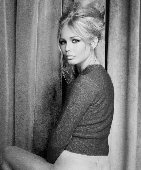 Pamela Bardot étoile de l'art photos
