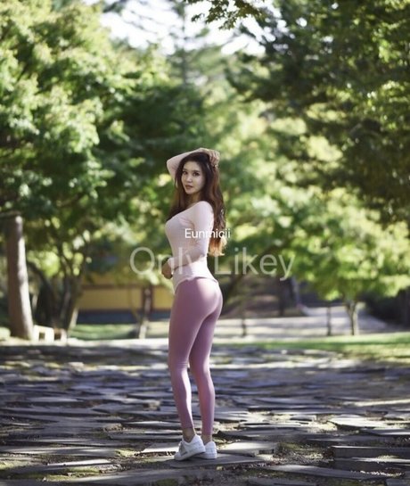 eunmicii modèle xxx img
