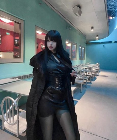 Daturakisses actrice sexy img