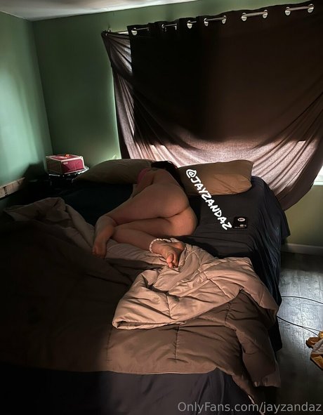 jayzandaz modèle adulte archive