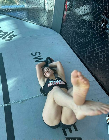 ailu perez ufc modèle pornographique photo